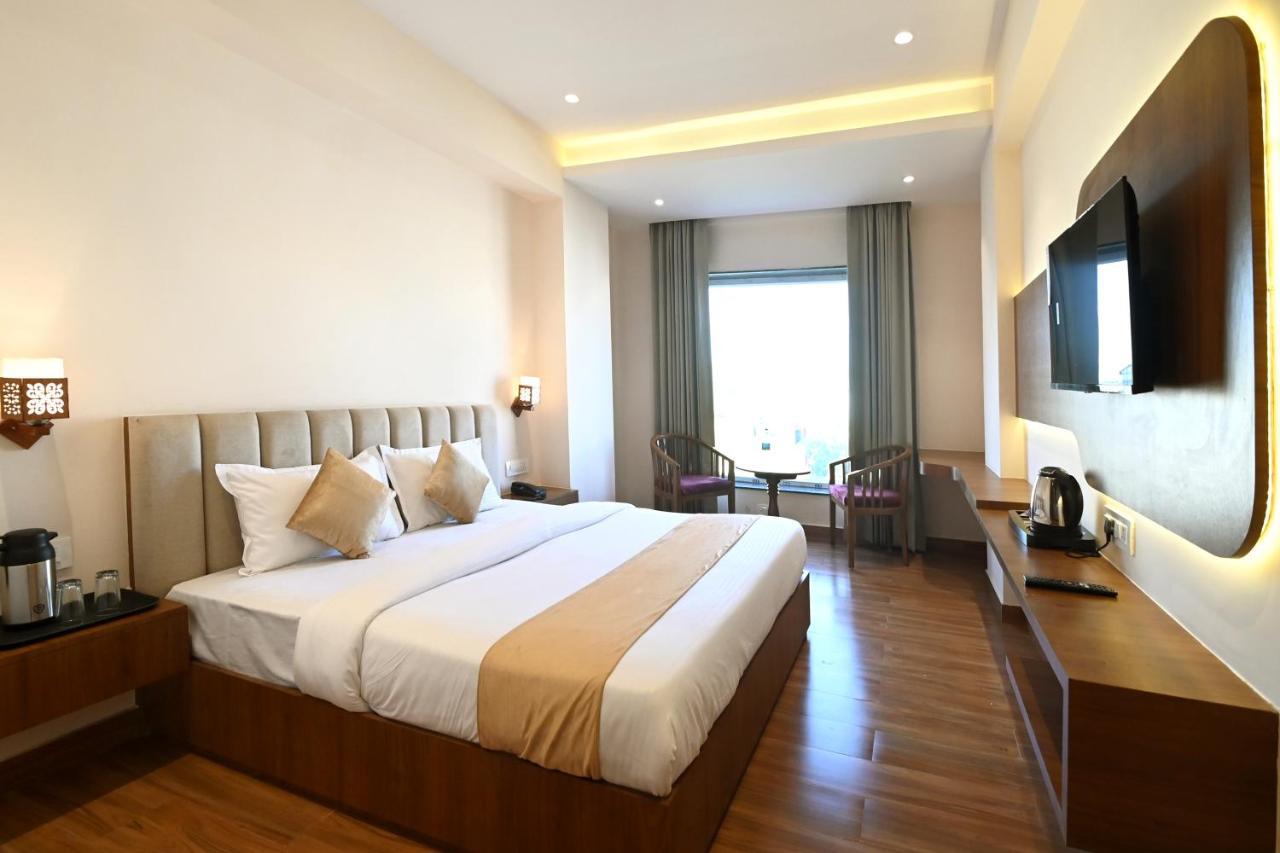 Hotel Blue Sapphire Кота Екстер'єр фото