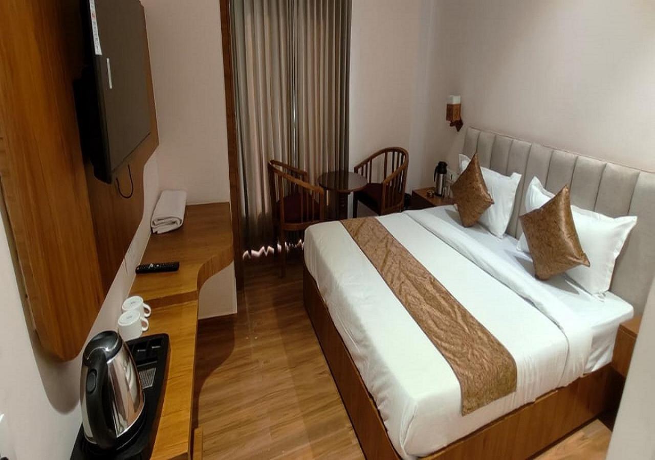 Hotel Blue Sapphire Кота Екстер'єр фото