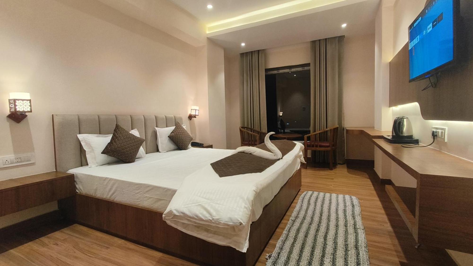 Hotel Blue Sapphire Кота Екстер'єр фото